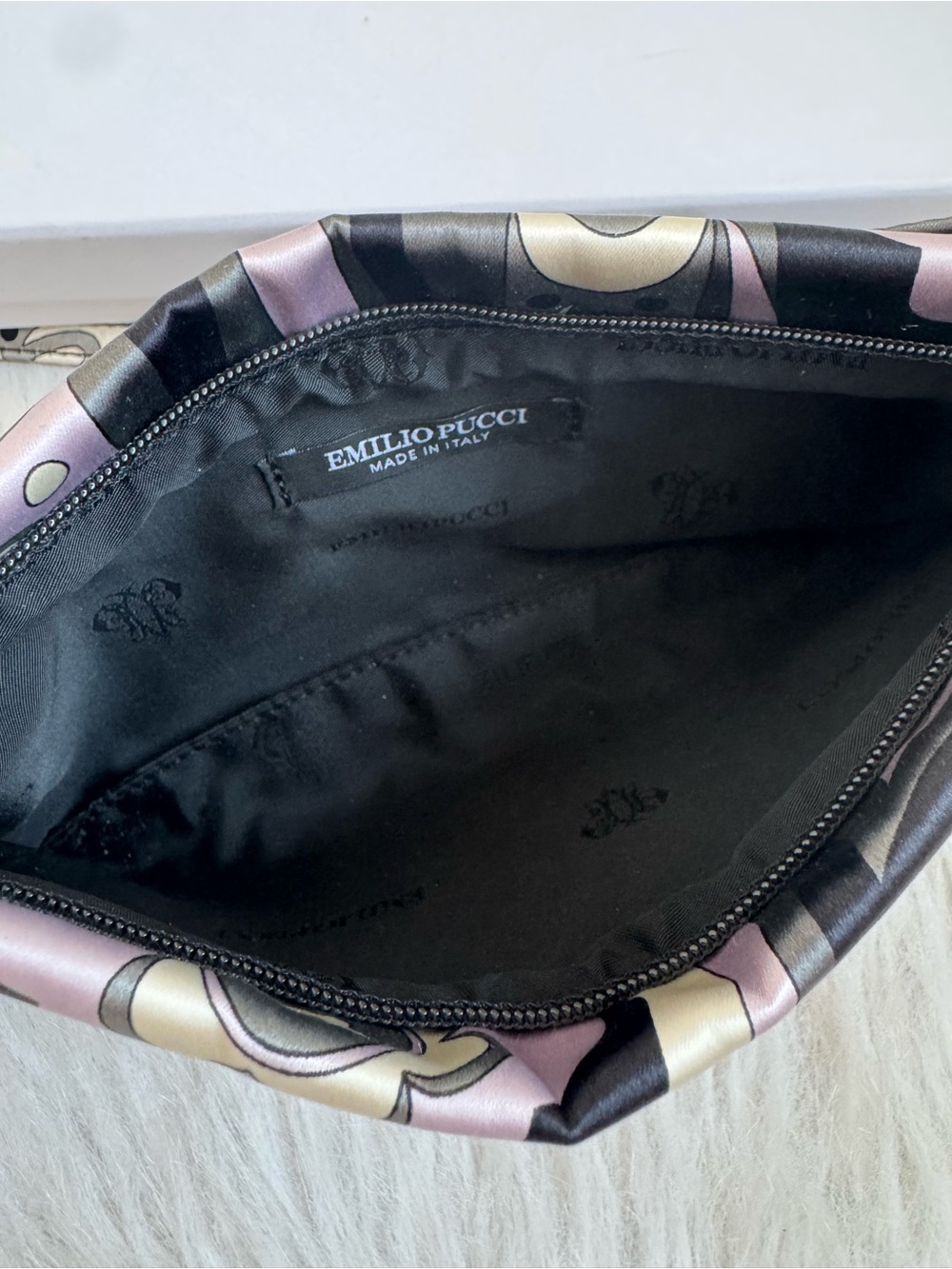 Emilio Pucci rare 2006 silk mini shoulder bag with tassel detail - Picture 3 of 7